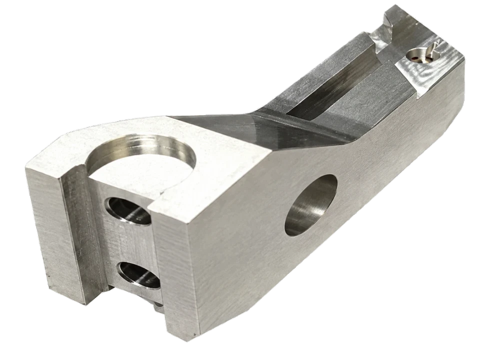 Angled mounting bracket